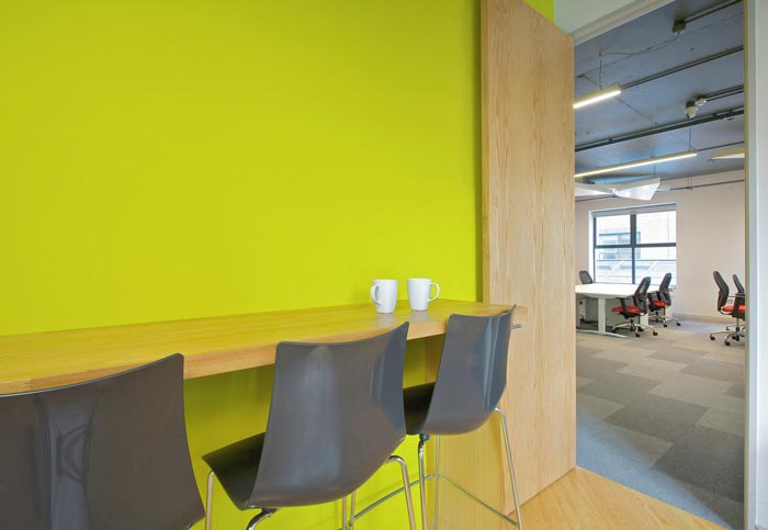 上?？萍脊巨k公室裝修設(shè)計-第4張圖片-上海古都建筑設(shè)計集團