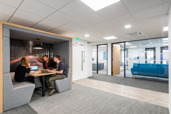 旅游平臺(tái)公司辦公裝修現(xiàn)代簡約風(fēng)格-第4張圖片-上海古都建筑設(shè)計(jì)集團(tuán) 旅游平臺(tái)公司辦公裝修現(xiàn)代簡約風(fēng)格-第4張圖片-上海古都建筑設(shè)計(jì)集團(tuán)