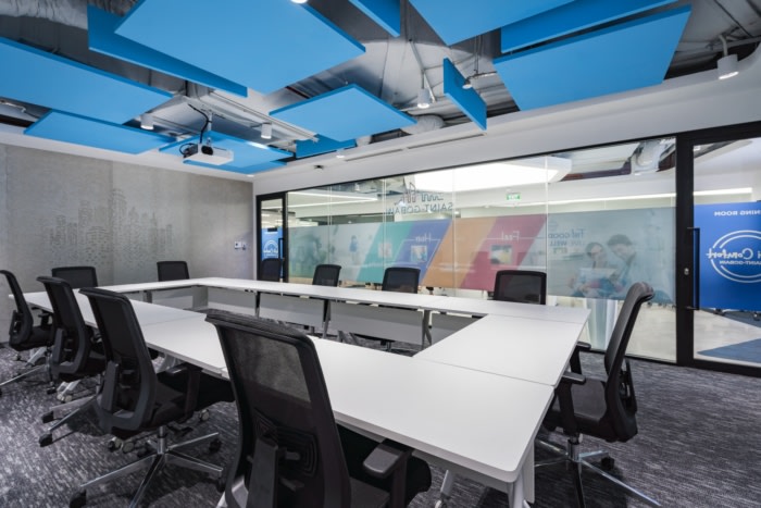 徐匯區(qū)外企辦公室裝修設(shè)計案例-第2張圖片-上海古都建筑設(shè)計集團(tuán)