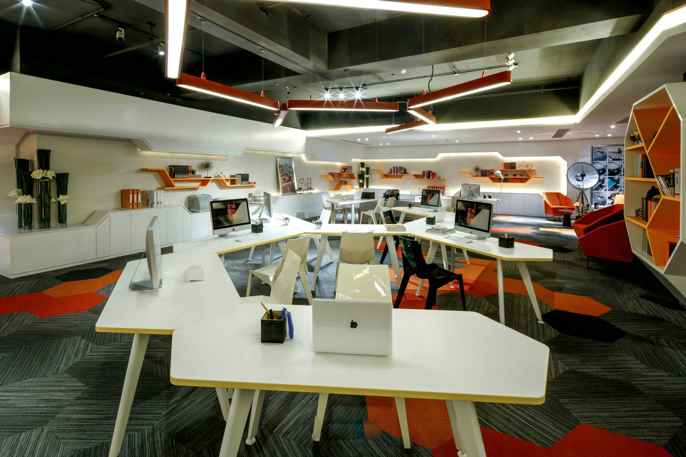 普陀區(qū)120平廣告公司辦公室裝修設(shè)計-第5張圖片-上海古都建筑設(shè)計集團