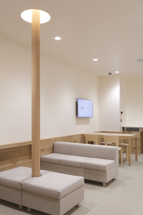 原木風(fēng)藥房辦公室裝修設(shè)計(jì)-第4張圖片-上海古都建筑設(shè)計(jì)集團(tuán) 原木風(fēng)藥房辦公室裝修設(shè)計(jì)-第4張圖片-上海古都建筑設(shè)計(jì)集團(tuán)