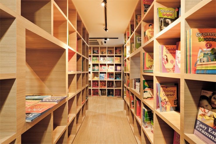 虹口區(qū)原木風格書店裝修設計-第5張圖片-上海古都建筑設計集團 虹口區(qū)原木風格書店裝修設計-第5張圖片-上海古都建筑設計集團