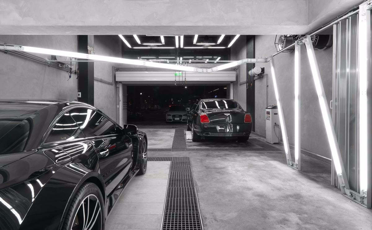 工業(yè)風混搭風4S店裝修設(shè)計-第1張圖片-上海古都建筑設(shè)計集團