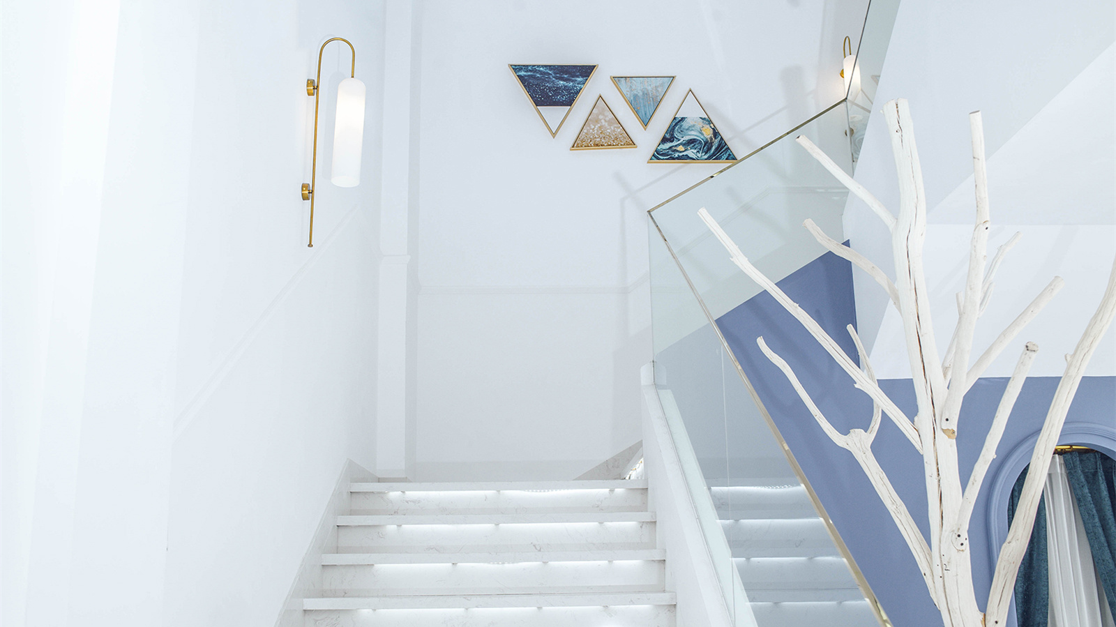 輕奢風(fēng)格婚紗店裝修設(shè)計(jì)-第2張圖片-上海古都建筑設(shè)計(jì)集團(tuán) 輕奢風(fēng)格婚紗店裝修設(shè)計(jì)-第2張圖片-上海古都建筑設(shè)計(jì)集團(tuán)