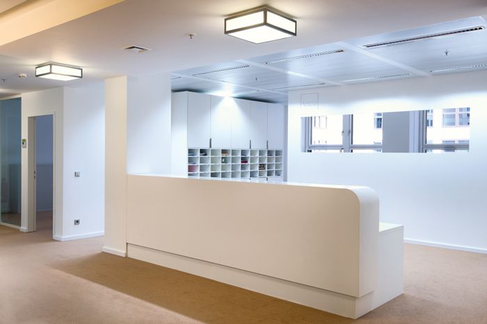 藥業(yè)公司辦公室設(shè)計(jì)布局方案-辦公室裝修設(shè)計(jì)效果圖-第3張圖片-上海古都建筑設(shè)計(jì)集團(tuán)